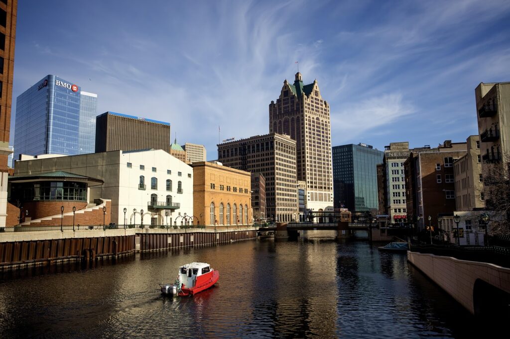 Will Real Estate Prices Go Down in Milwaukee?  Unlikely in 2025.